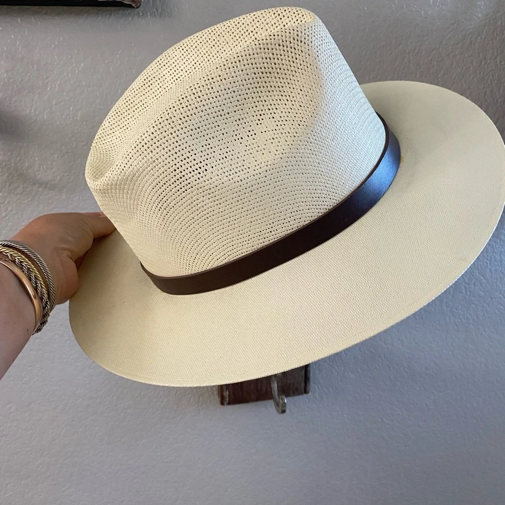 Straw and faux leather fedora
